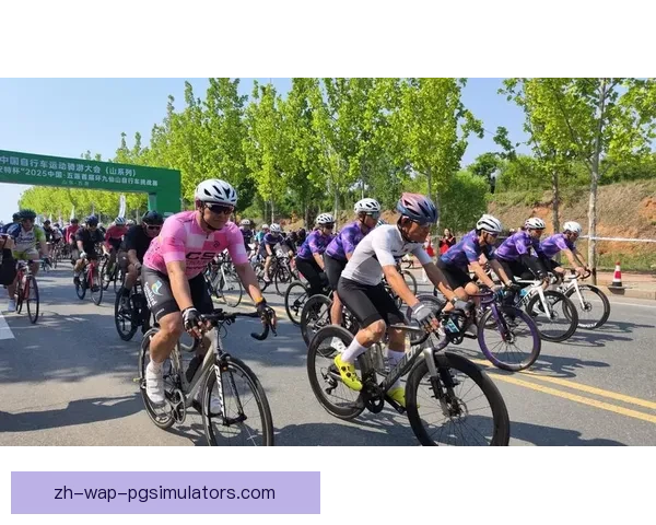 穿越青山：挑战自行车公开赛新纪录